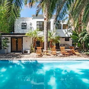 Antrim Boutique Retreat By Totalstay Guest house