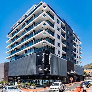 Latitude By Totalstay Aparthotel